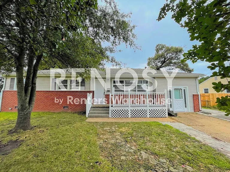 1509 Sagewood Dr — Photo 1