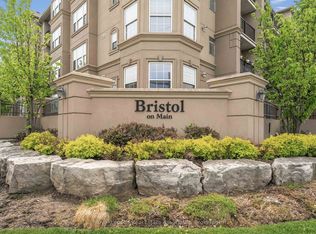 1390 Main St E Unit 405, Milton, ON L9T 7S9