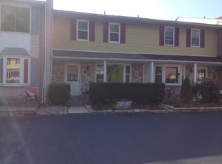 7573 Buttercup Rd, Macungie, PA 18062