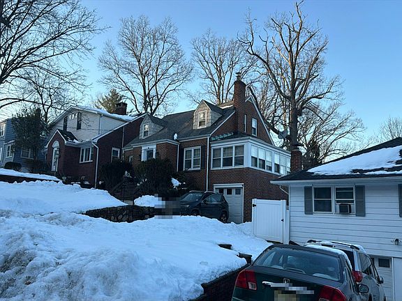 2nd image of 55 Greenwood Ave