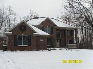 13946 Jack Pine Ln, Shelby Township, MI 48315