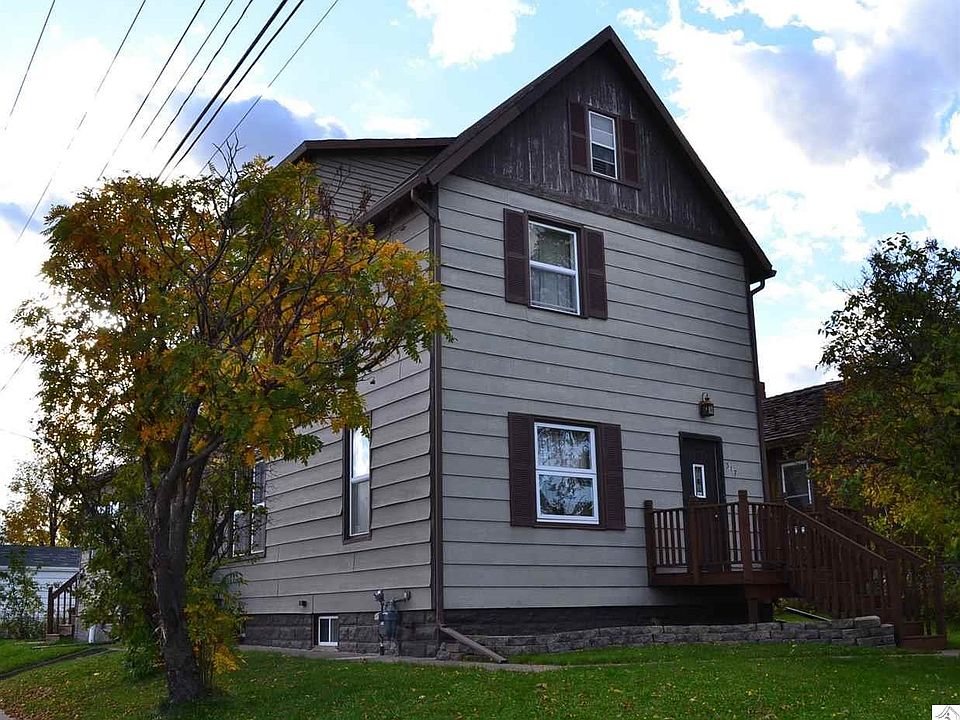 1st image of 317 N 42nd Ave W