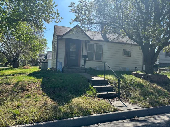 448 W 15th St, Concordia, KS 66901