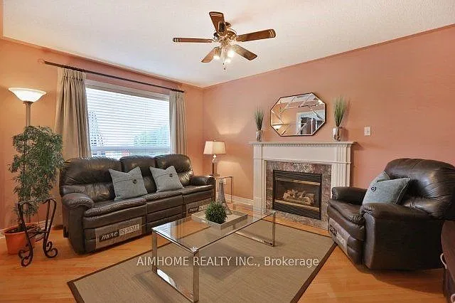 4 bed, $4,100 — Photo 4