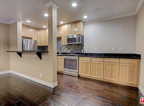 2nd image of 1319 11th St APT 5