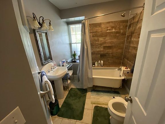 5th image of 15 Tucker St #1