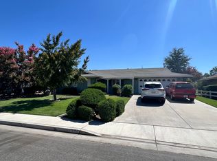 500 River Oaks Dr, Bakersfield, CA