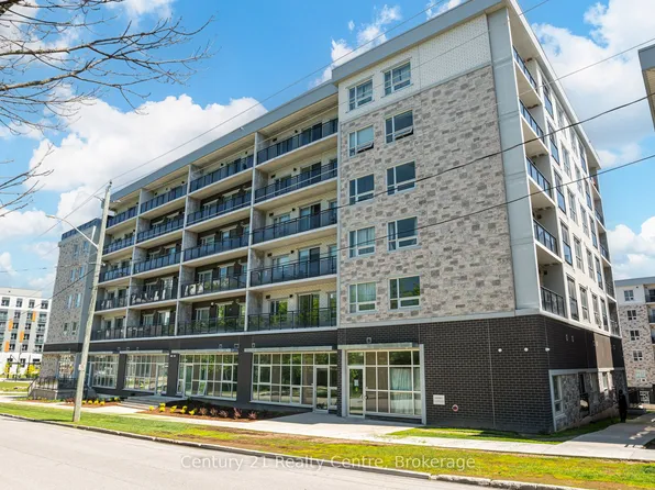 275 Larch St #F-103, Waterloo, ON N2L 3R2