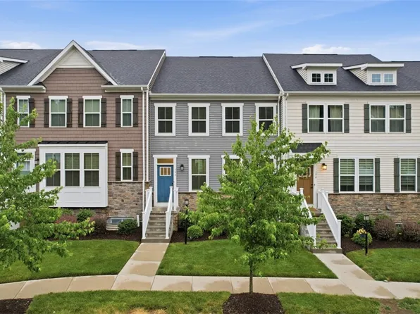 196 Moyer Hill Dr, Cranberry Township, PA 16066
