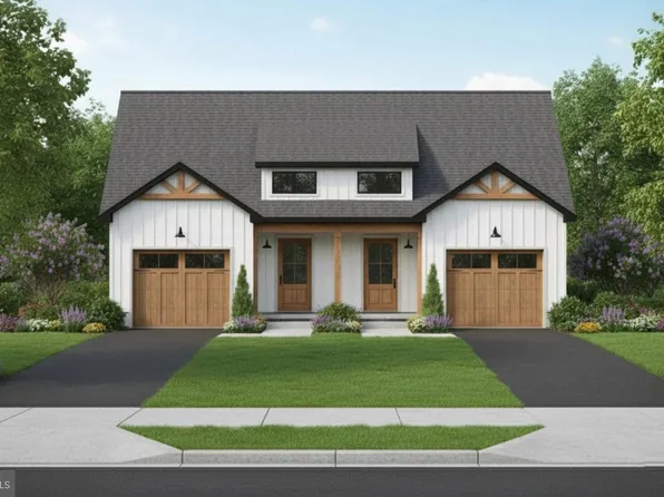 55 Wilmar Ave, Hanover, PA 17331