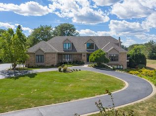 538 Bonnie Ln, Inverness, IL 60067