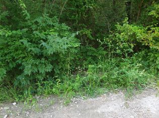 1413 Oakwood Dr, Saint Clair, MO 63077