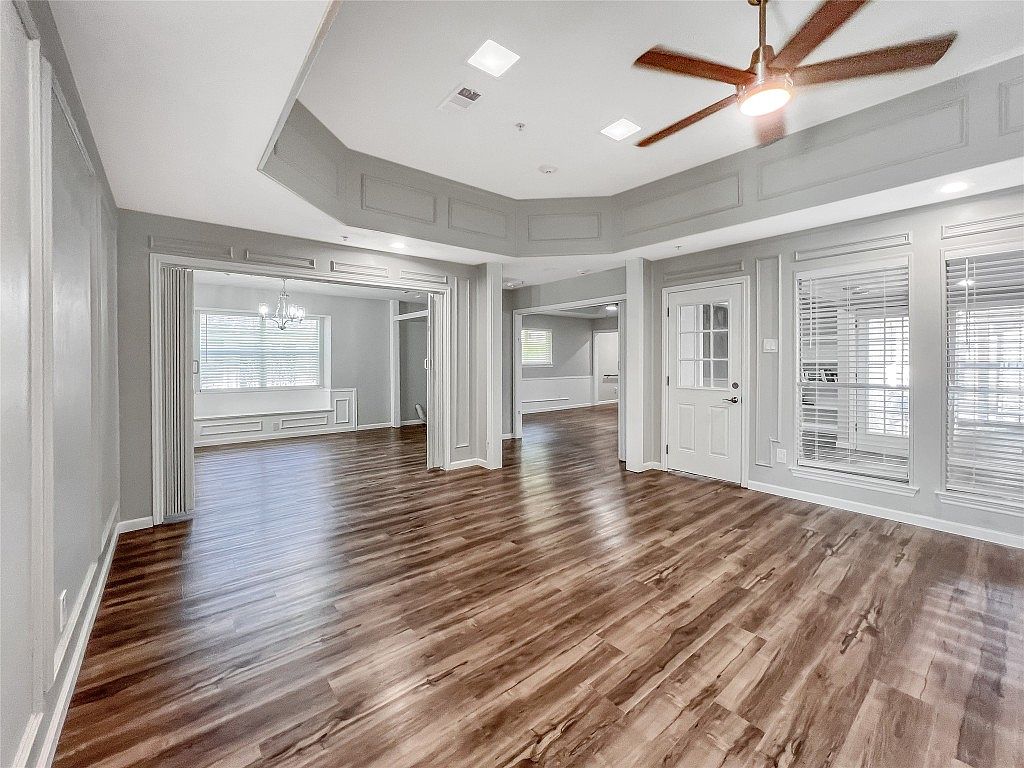 1817 Royal Crest Dr, Garland, TX 75043 | Zillow