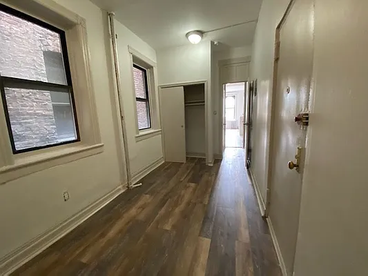 Rented by Voro New York | media 31