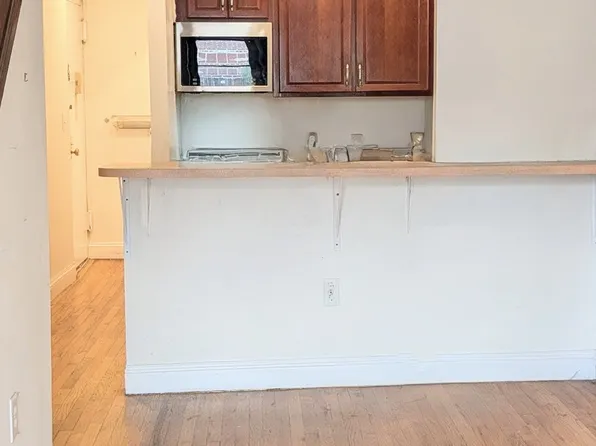 235 East 13th Street image 3 of 8