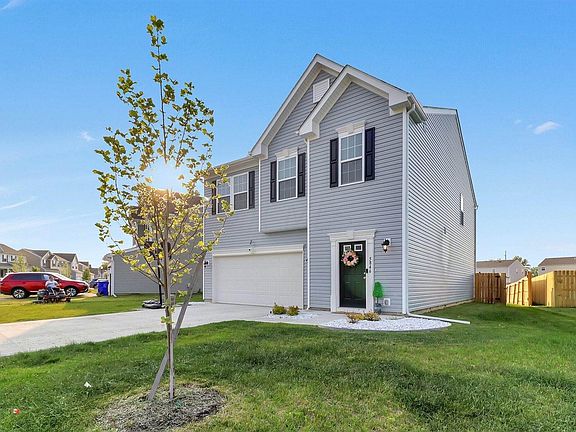 3rd image of 5846 Mouzon Dr
