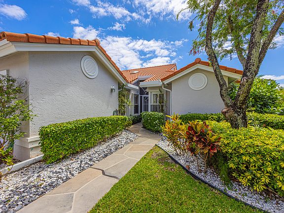 2nd image of 7594 Seafoam Court