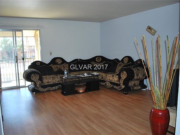 5th image of 4360 Sandy River Dr Unit 30