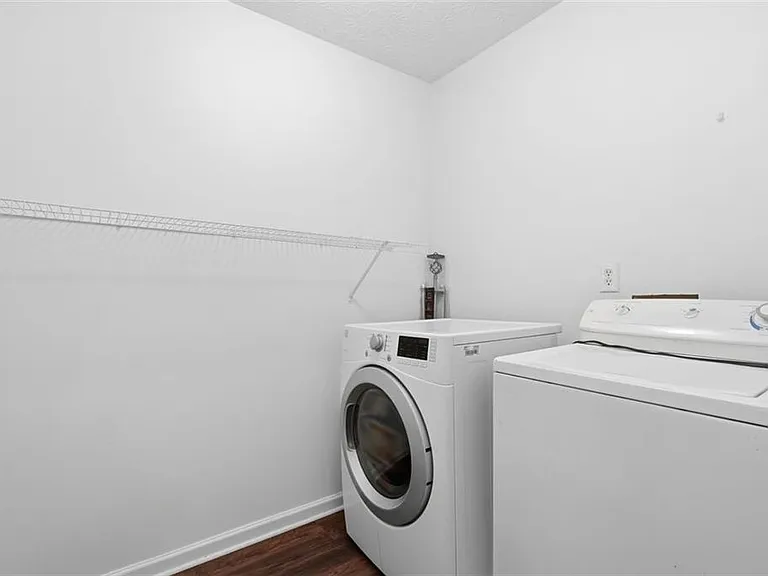 540 Sterling Hill Dr — Photo 21