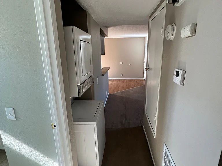 601 E Ridgecrest Blvd #D — Photo 15