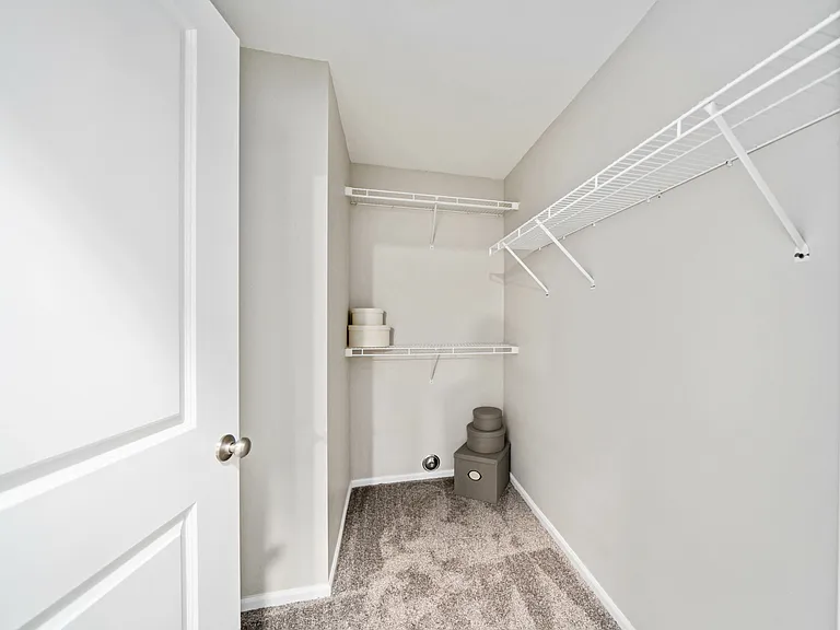 The Outlook Apartments — Photo 17