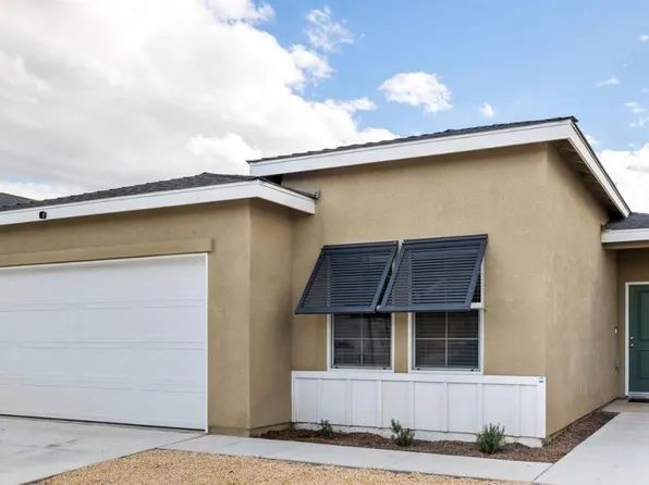 9619 Redwood River Ln, Shafter, CA 93263