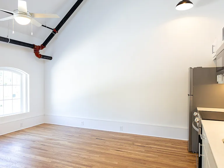 Overton Lofts — Photo 26