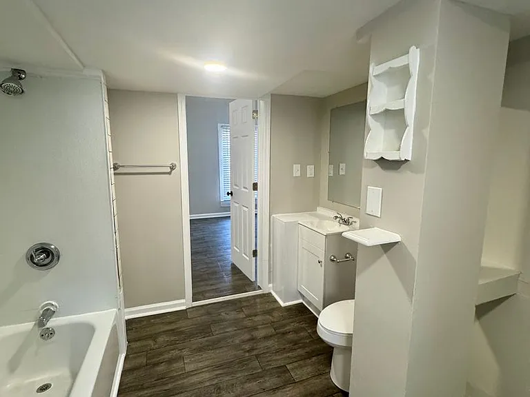 269 Academy Ave N #W — Photo 7