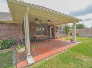 227 Colony Lake Ct, Dickinson, TX 77539