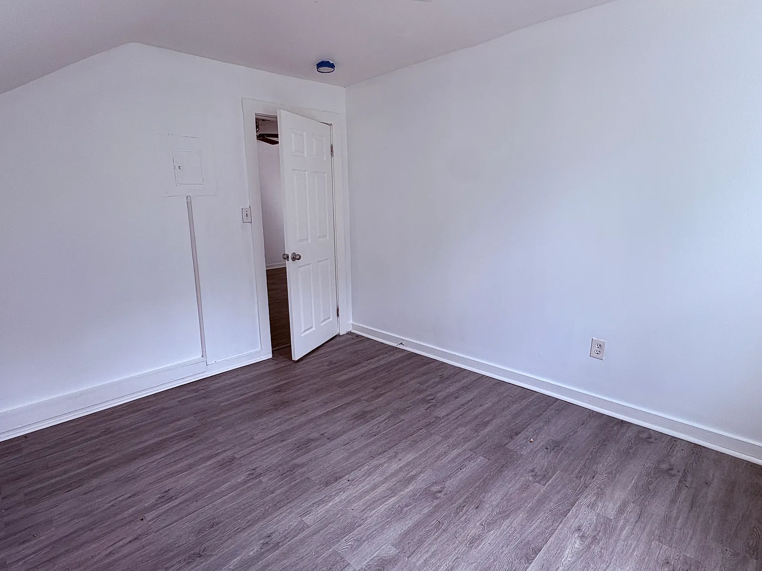 2 bed, 850 sqft, $1,700 — Photo 4