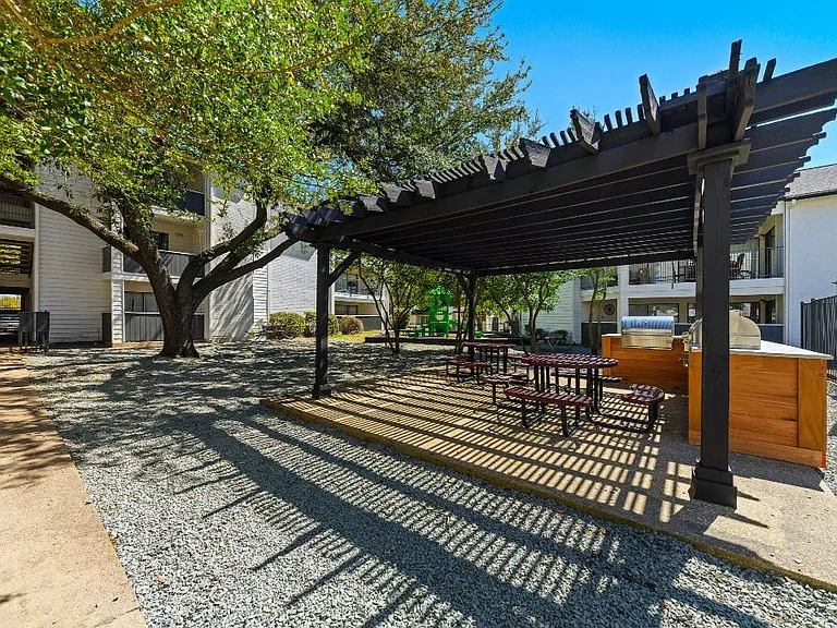 Meadows on Amanda Lane — Photo 13