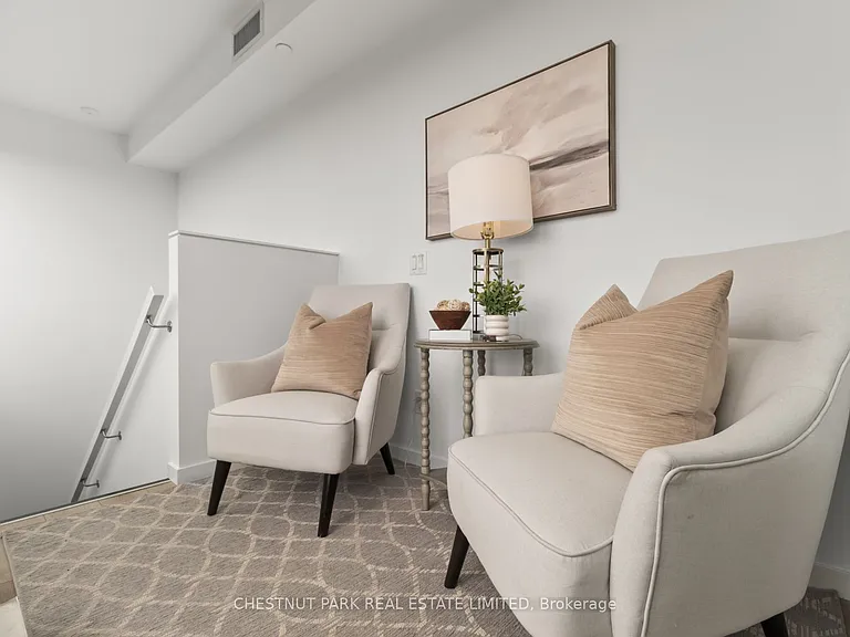 7 Smith Cres #813 — Photo 28