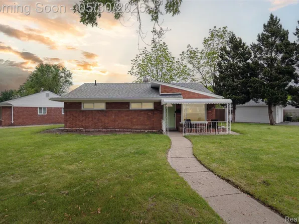 27700 Brush St, Madison Heights, MI 48071