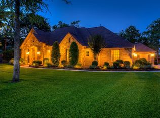 284 Lakeside Hills Dr, Montgomery, TX 77316