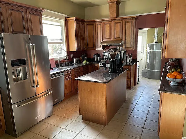 505 E Julian St — Photo 2