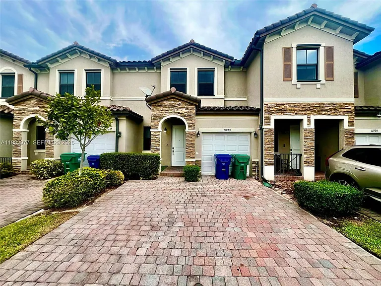 11989 SW 150th Pl — Photo 10