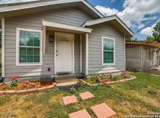 343 Calles St, Rio Rico, TX 78207