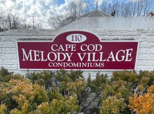 110 W Main St APT 4, Hyannis, MA 02601