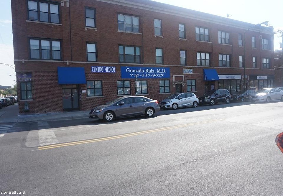 1st image of 2429 W Walton St #423