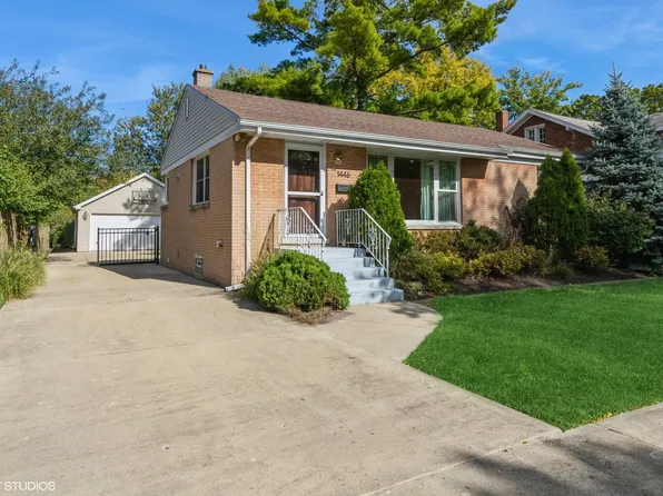1446 Whitcomb Ave, Des Plaines, IL 60018