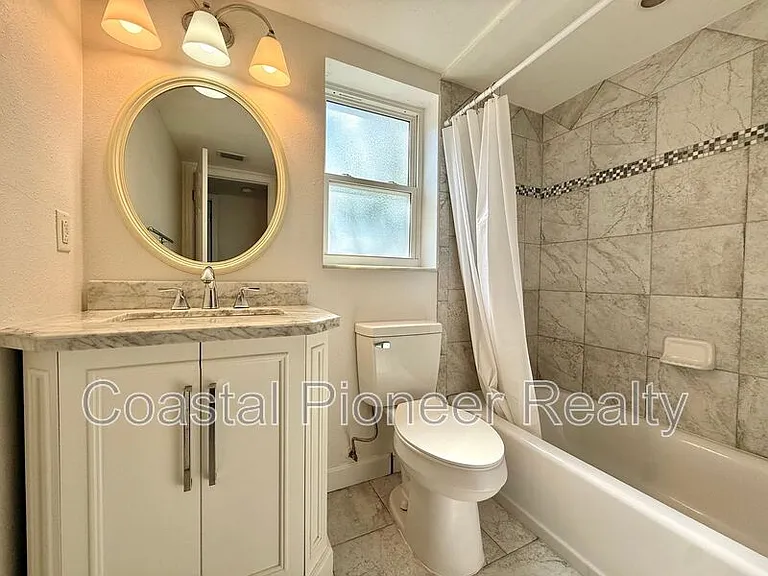 1960 Union St #41 — Photo 11