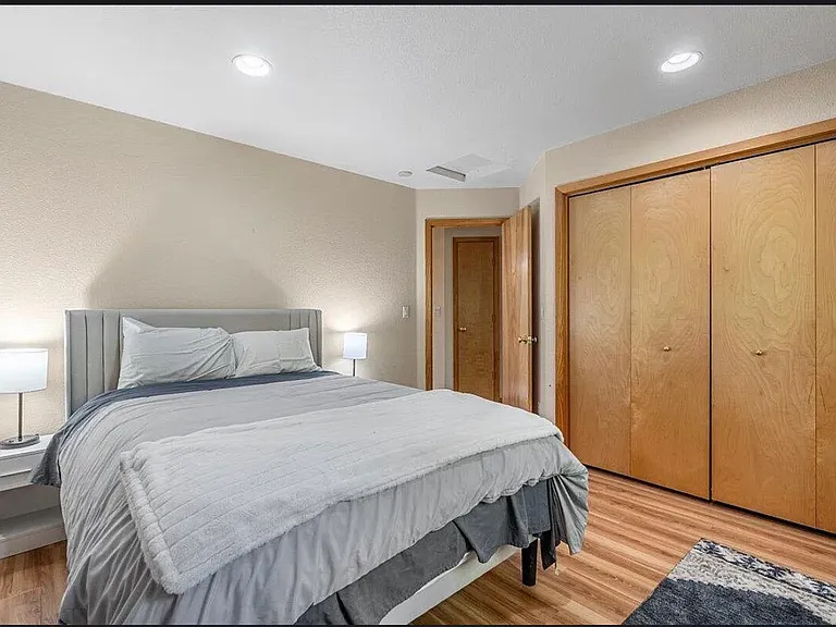 132 Pepperwood Ln — Photo 2