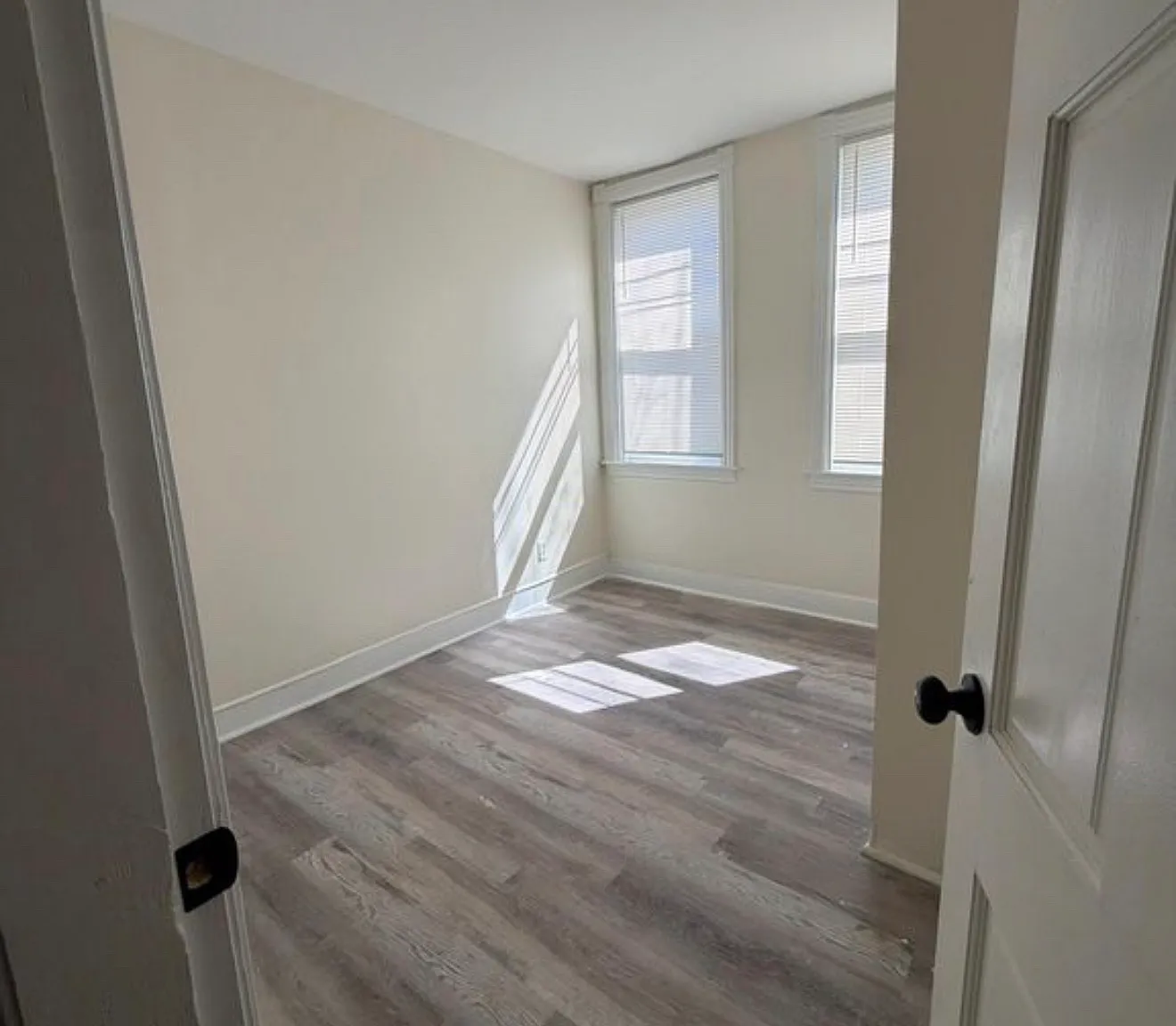 3553 Stouton St — Photo 4