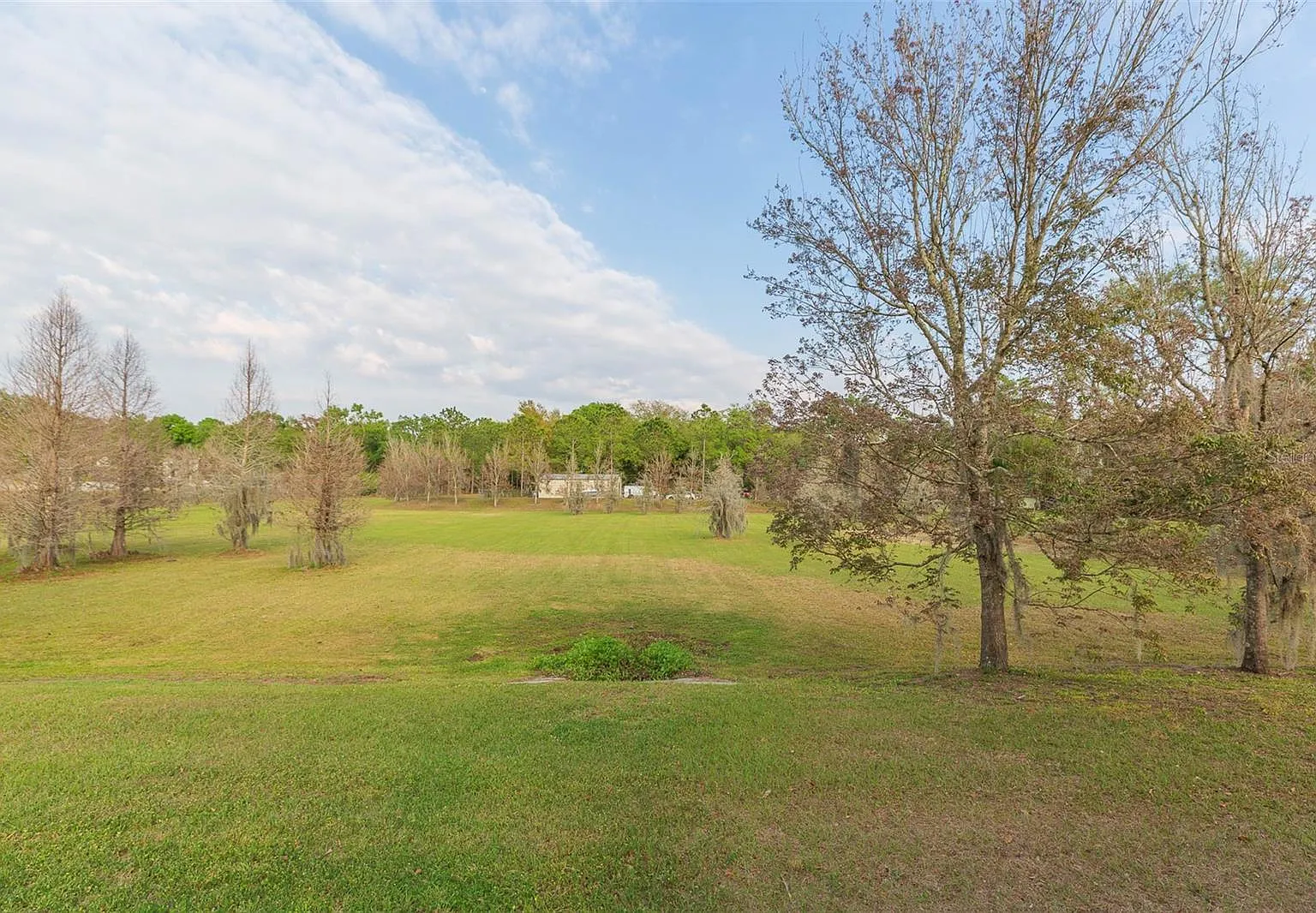 4 bed, 1880 sqft, $2,395 — Photo 3