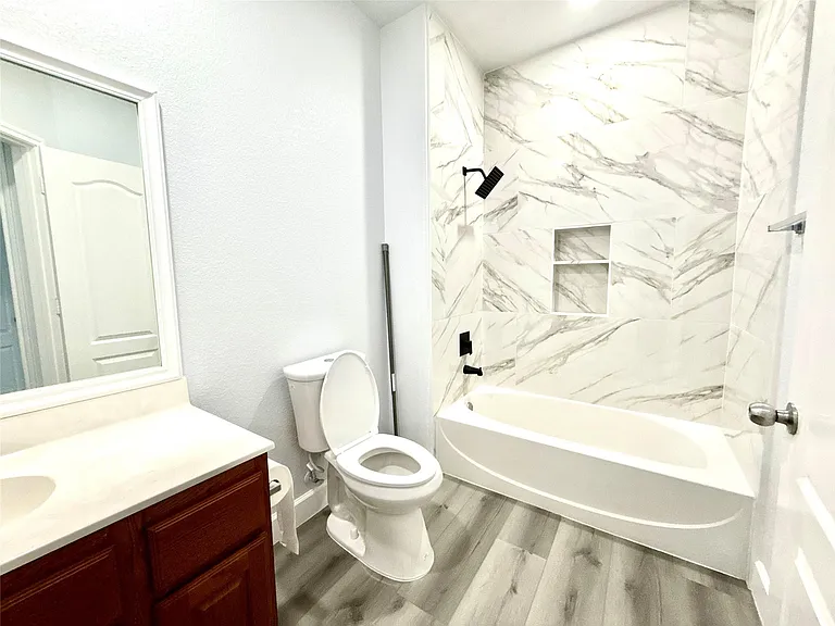 1713 Bowerton Dr — Photo 7