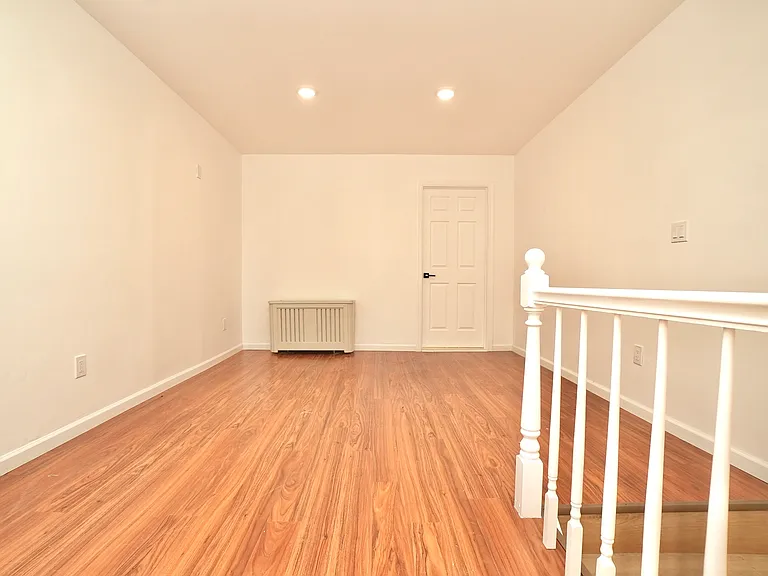 210 Sanford Ave #2 — Photo 8