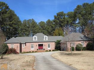 110 Winterthur Ct, Fayetteville, GA 30214