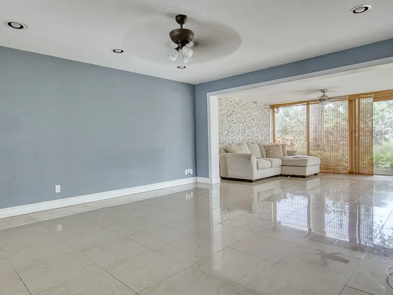 4360 Fountains Dr #4360 — Photo 19