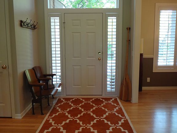 Open & inviting front entry