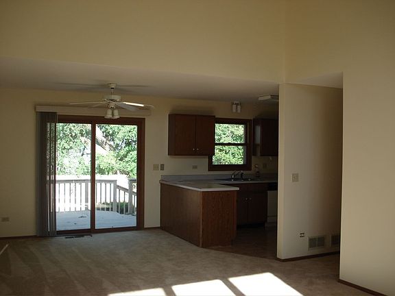 3rd image of 308 Greenview Dr